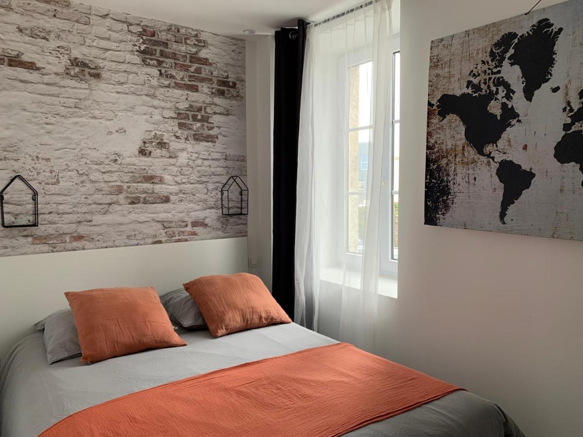 Le Petit Loft - Studio - Wifi - Coeur De Ville - Parking ปงต์-ลับเบ ภายนอก รูปภาพ